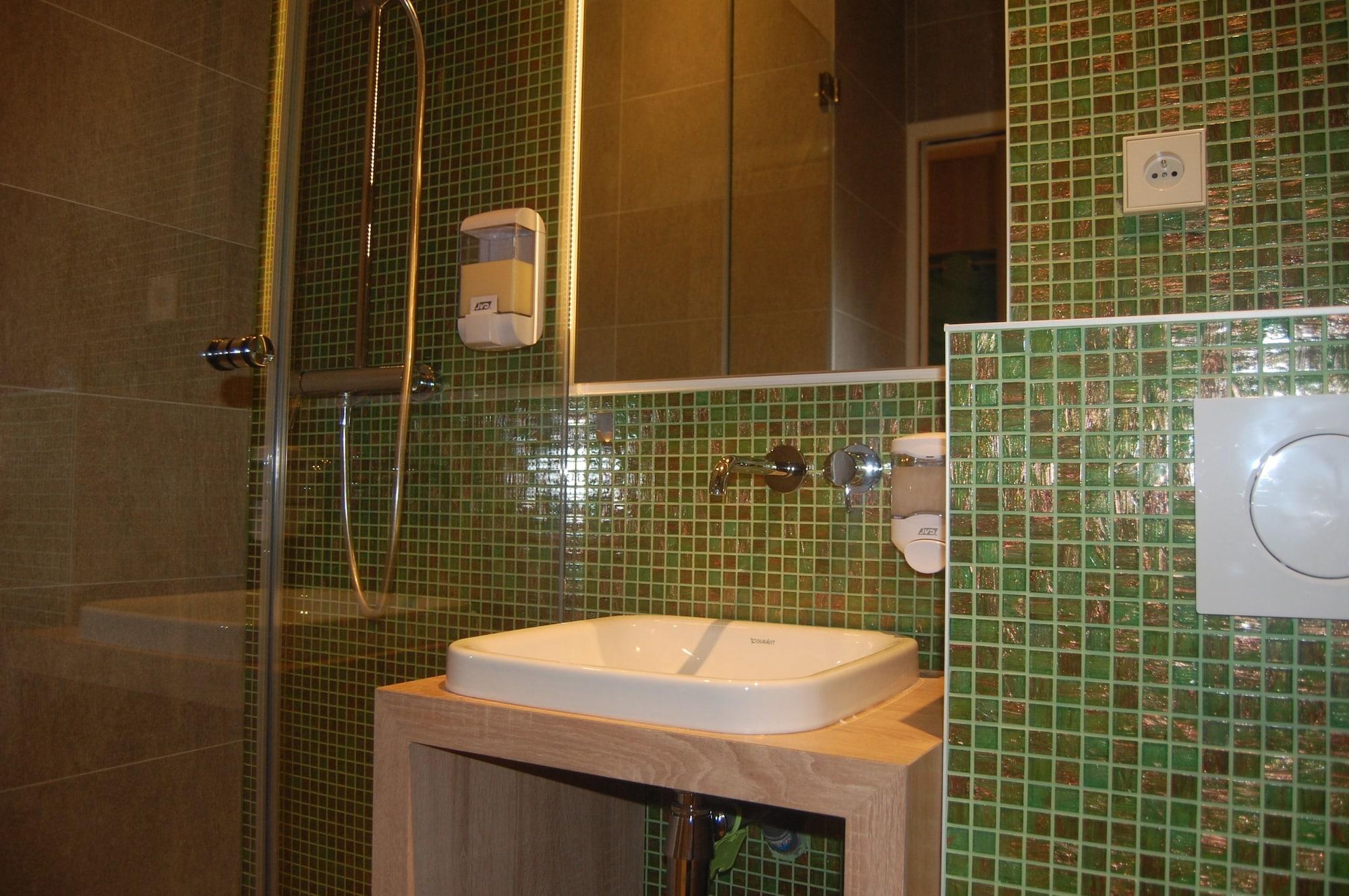 Hotel Jean Bart Paris Dış mekan fotoğraf